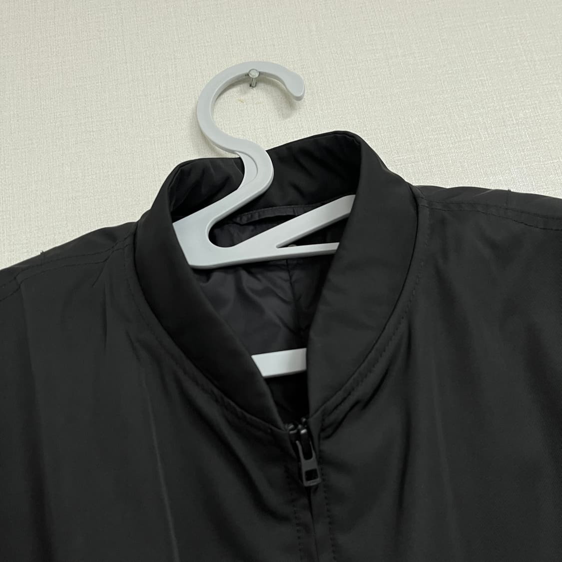 유니클로 봄버 자켓 상품이미지5