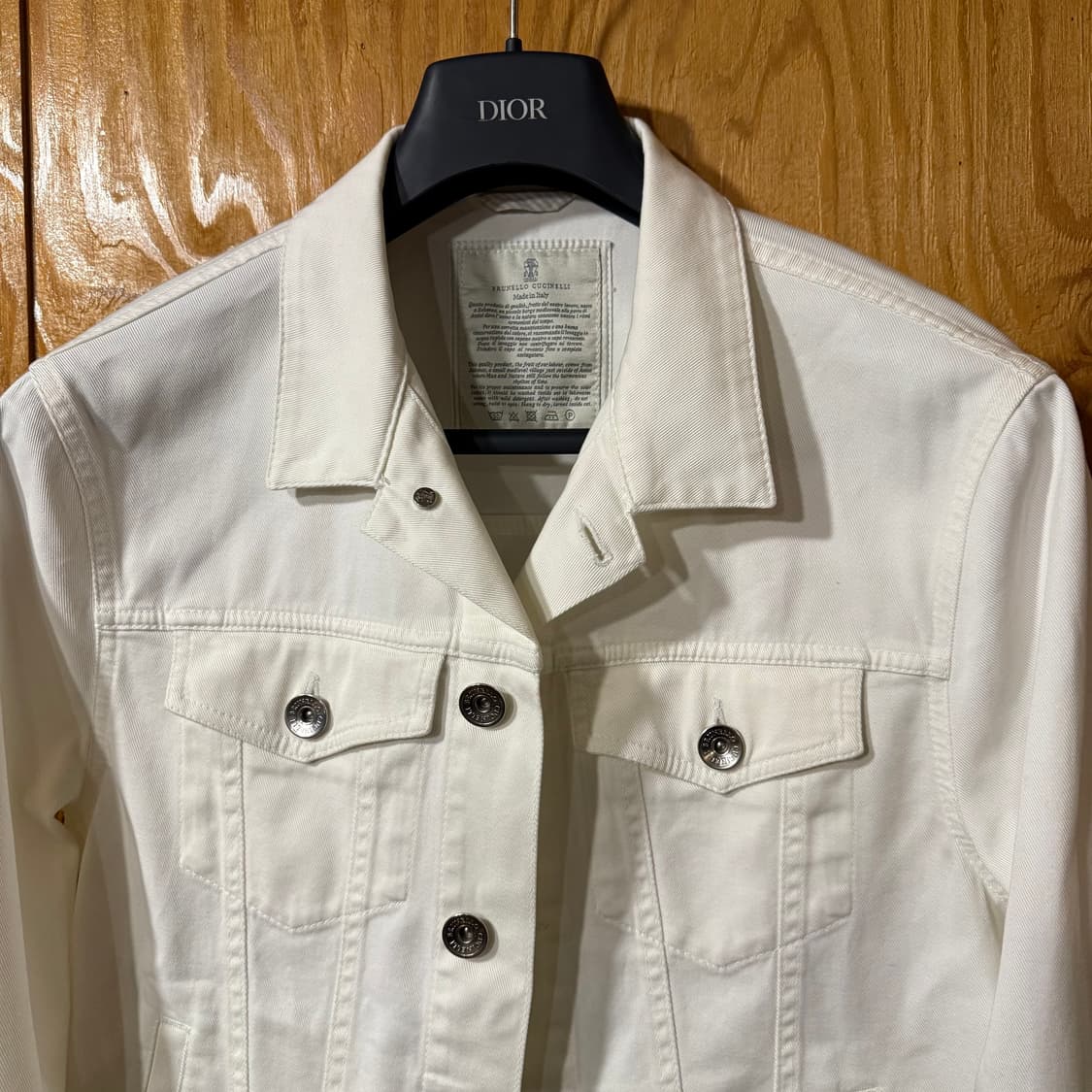 브루넬로 쿠치넬리 데님 트러커 자켓 판매 합니다. 상품이미지3