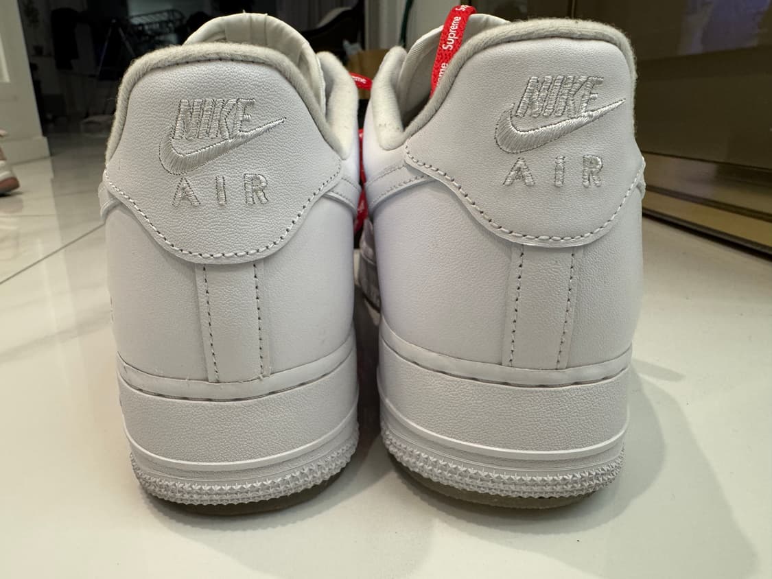 [285] 나이키 x 슈프림 에어포스 1 로우 화이트 상품이미지6
