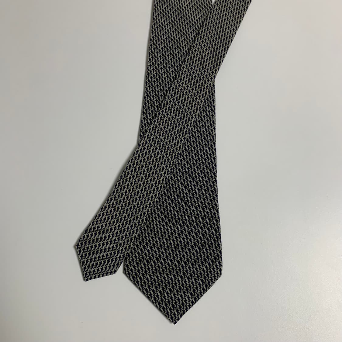 입생로랑(YSL) 모노그램 명품넥타이 A등급 8cm 100실크 상품이미지3