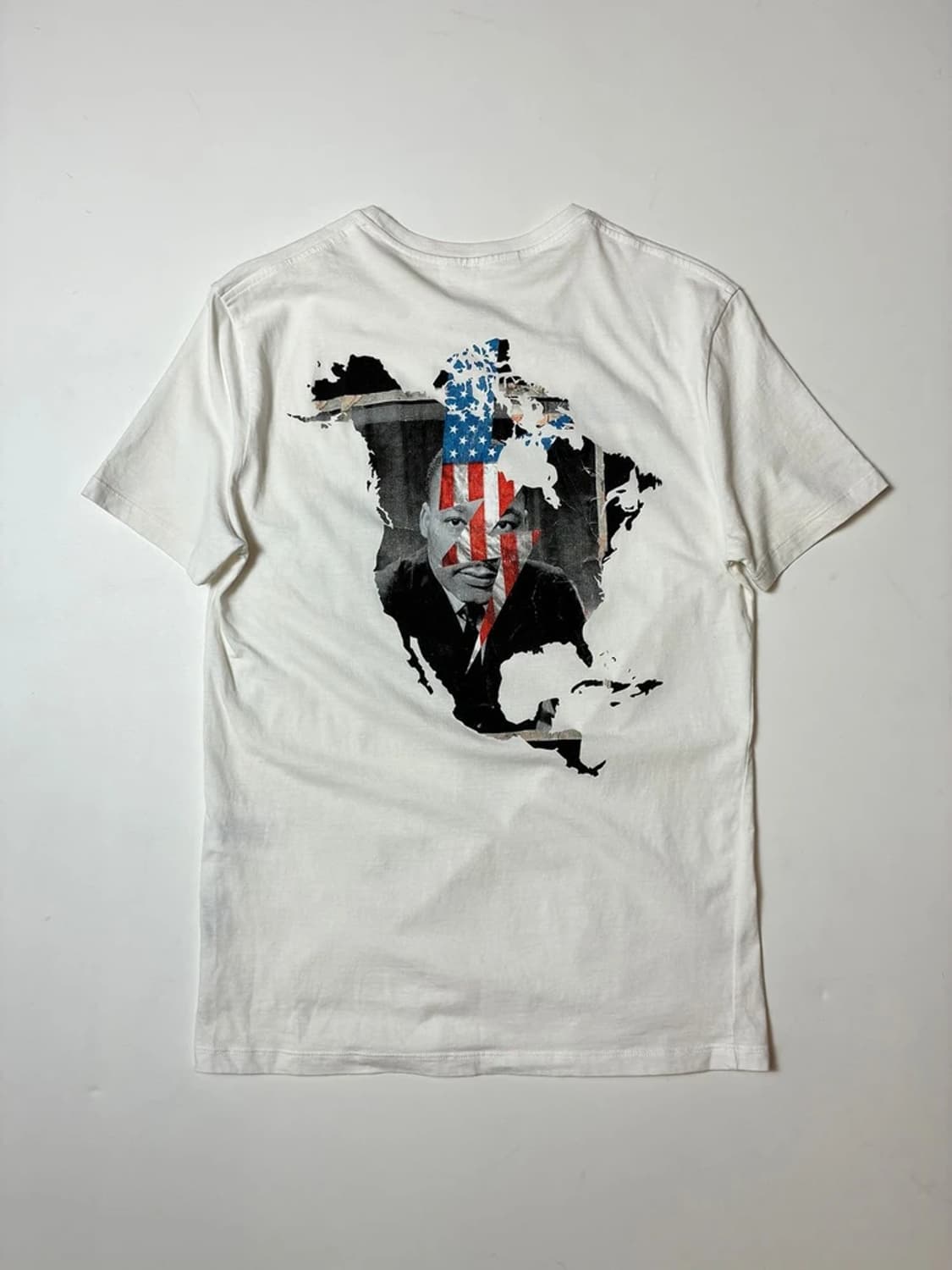 닐바렛 마틴 루터 킹 그래픽 크루넥 반팔 티셔츠 PN9058 상품이미지5