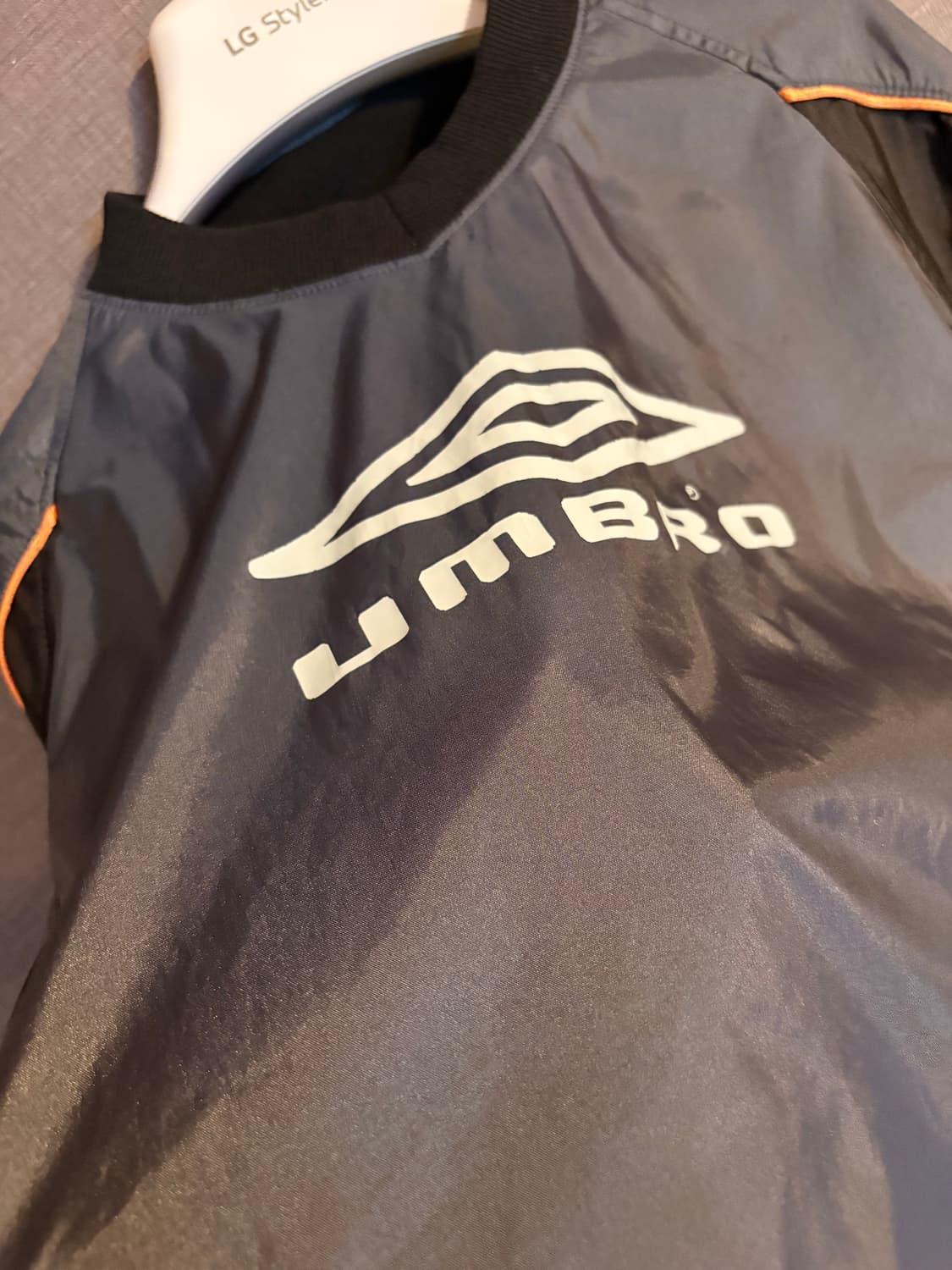 엄브로 UMBRO 바람막이 150 사이즈 상품이미지3