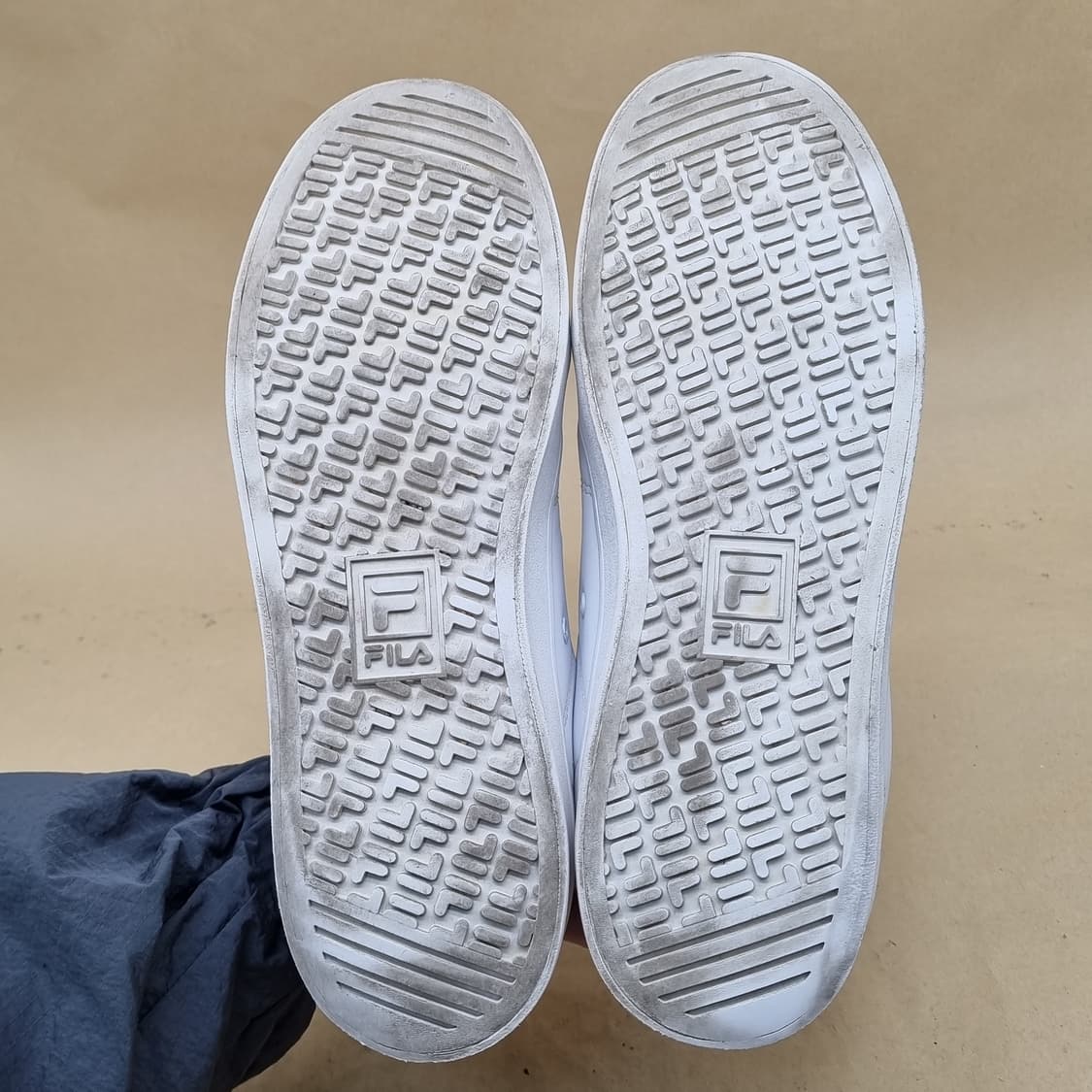 휠라 코트디럭스  벨크로 남성 스니커즈 275 상품이미지3