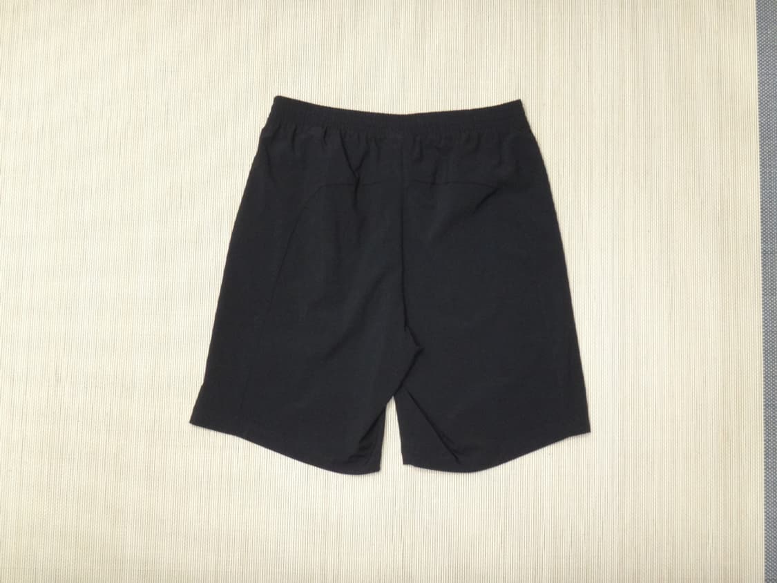 (32인치) DESCENTE 데상트 남성 블랙 쇼츠 상품이미지2