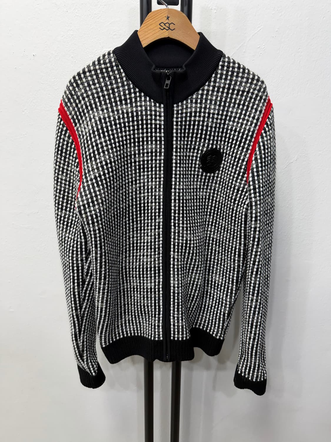 정품) 코오롱 여성 체크 패턴 니트 집업 자켓 95 상품이미지1