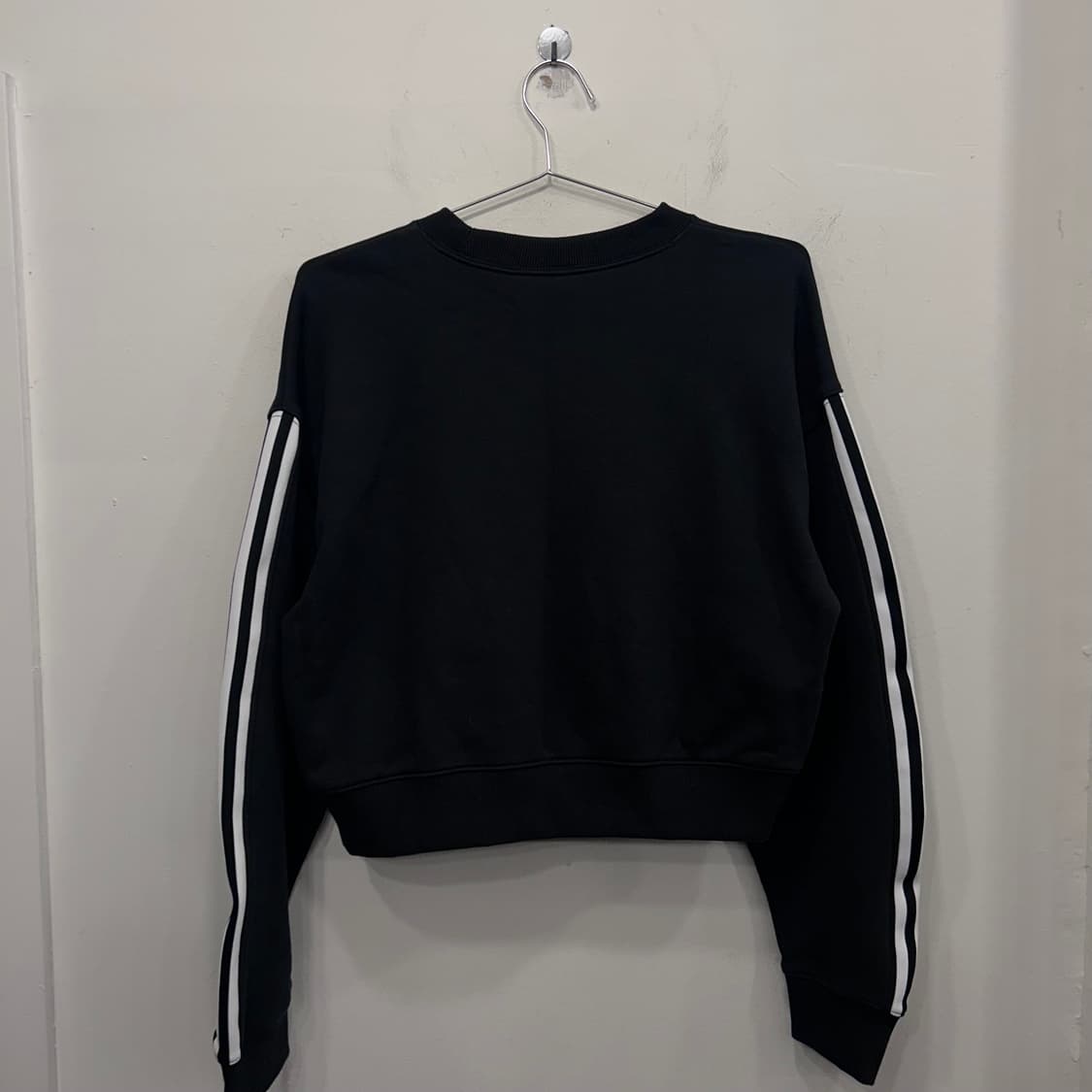 아디다스 오리지널 헤비코튼 트랙 크롭 맨투맨 상품이미지5