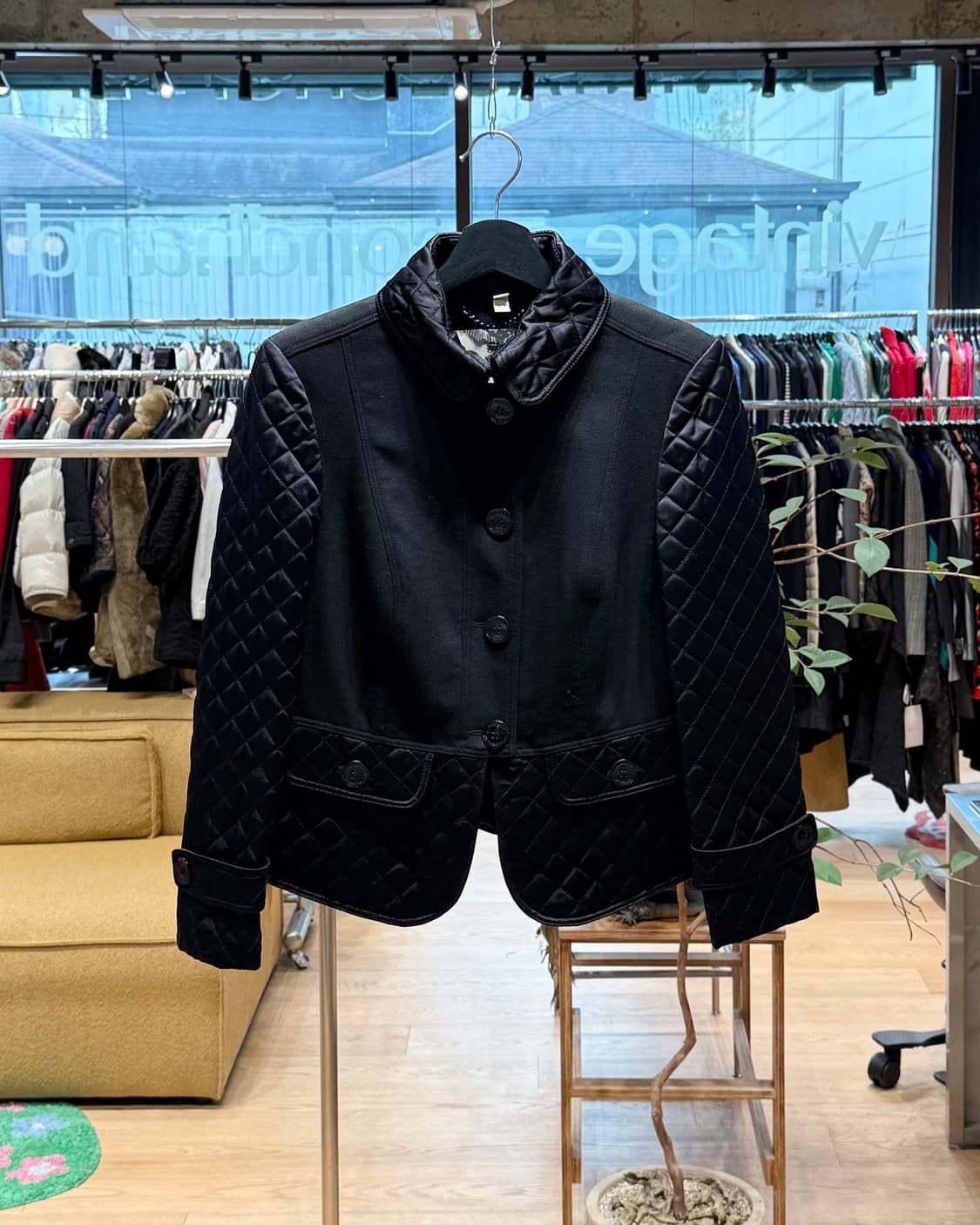 버버리 블랙 포켓 퀼팅 자켓  상품이미지1