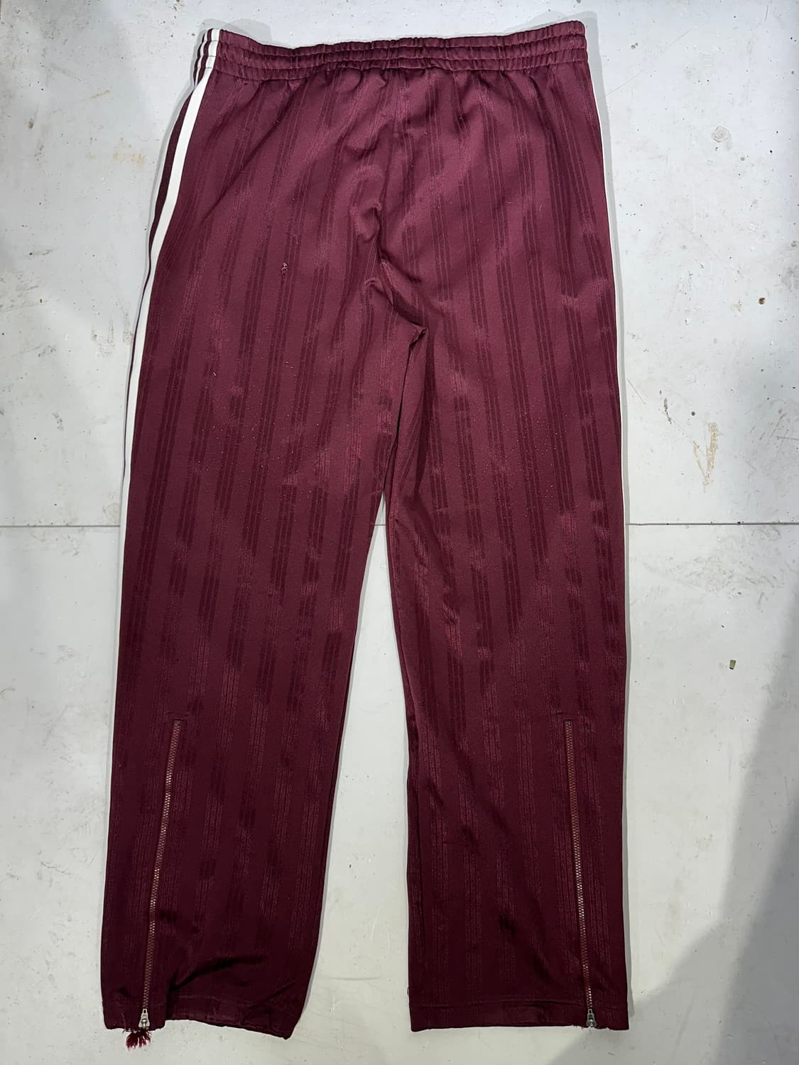 00s 아디다스 대장급 버건디 와이드 화이트 삼선 스몰 로고 추리닝 바지 상품이미지5