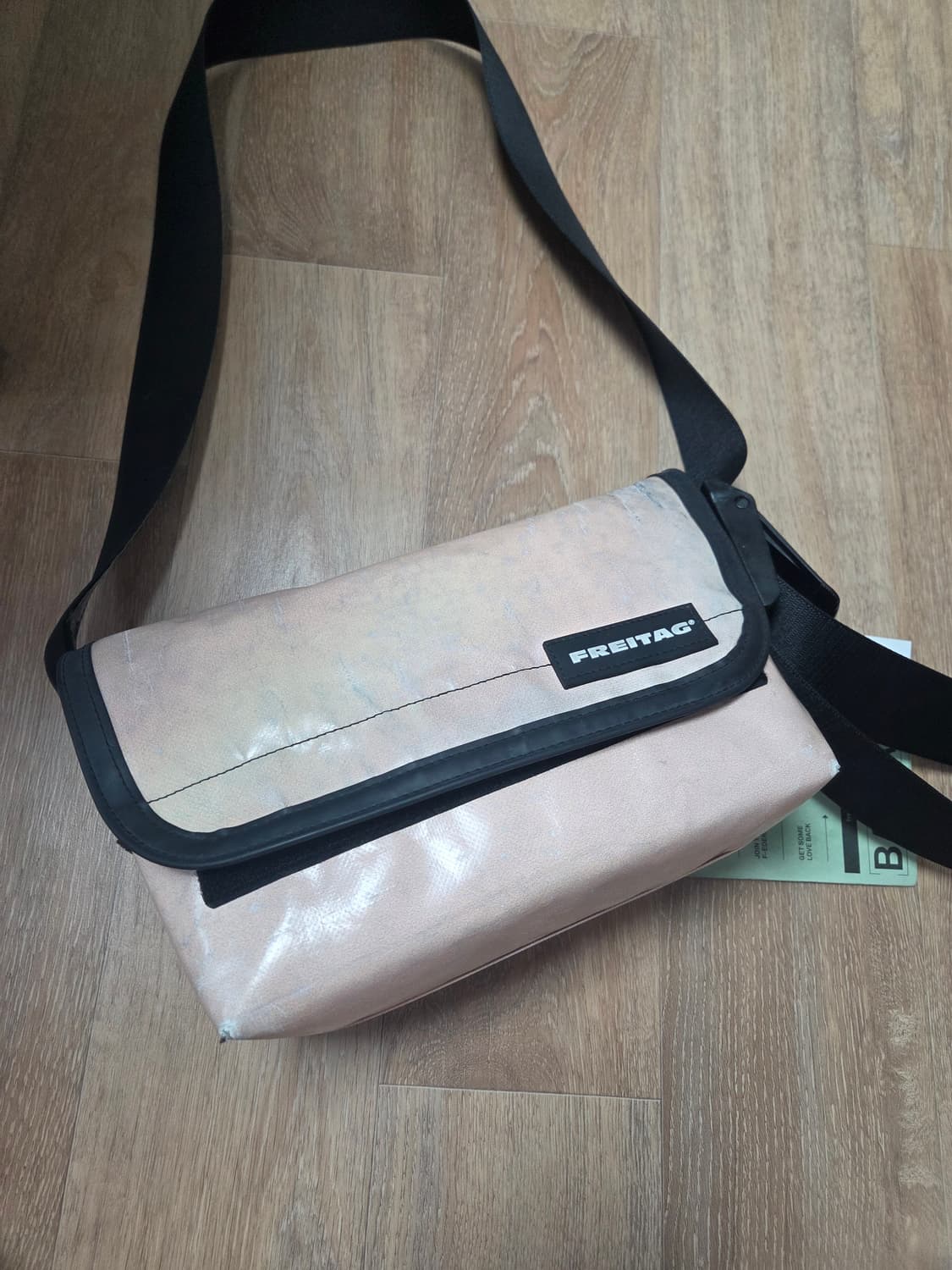 프라이탁 하이파이브오 연한 오렌지 색상 상품이미지5