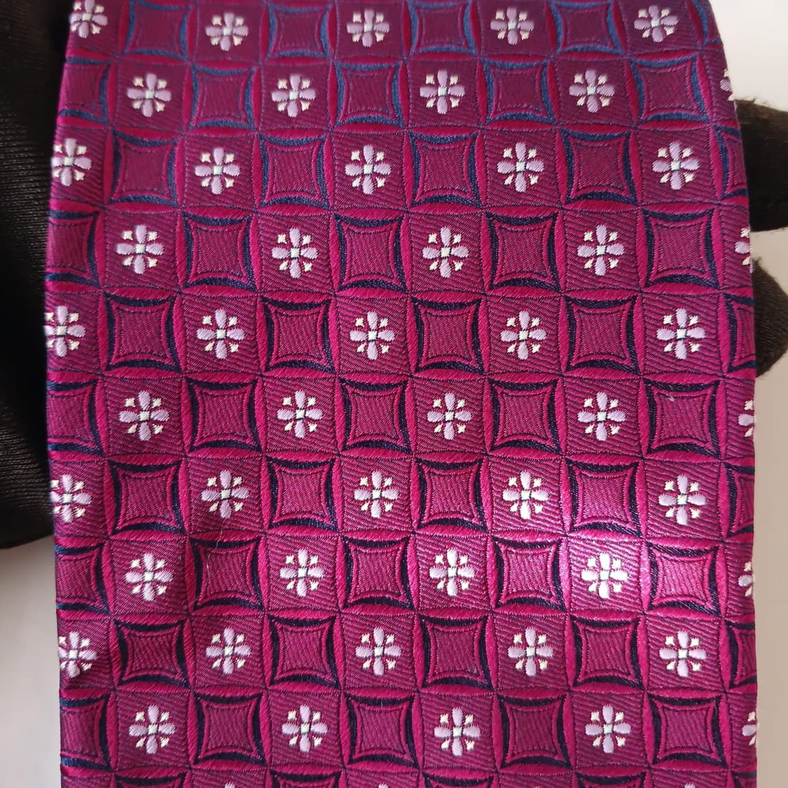 아쿠아스큐텀 실크 퍼플 플라워 패턴 넥타이 9.1cm 새제품 A19289 상품이미지7