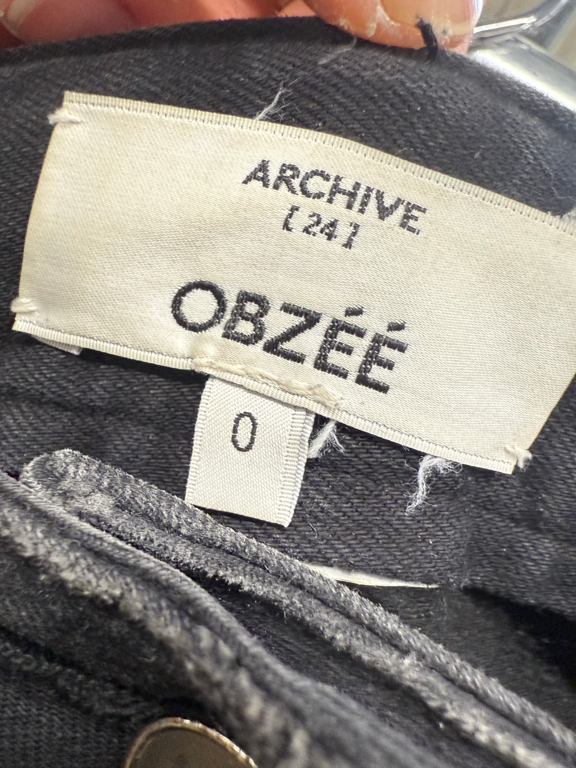 오브제 아카이브24 사이드 디테일 블랙 스키니진 상품이미지3