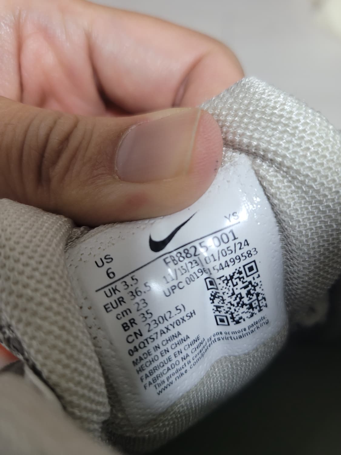 나이키 줌 보메로 5 코블스톤 230 상품이미지9