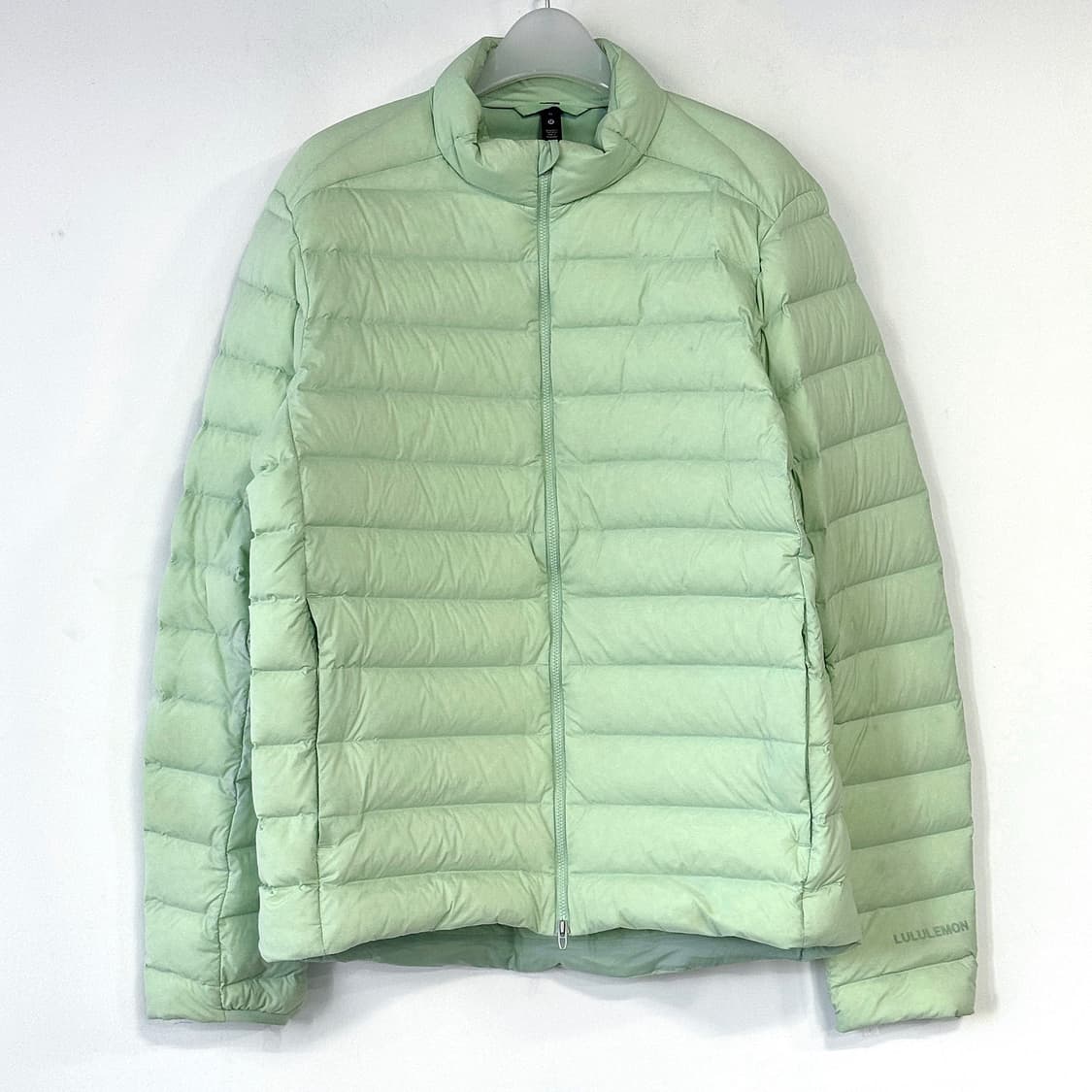 룰루레몬 내비게이션 다운 경량 패딩 상품이미지3