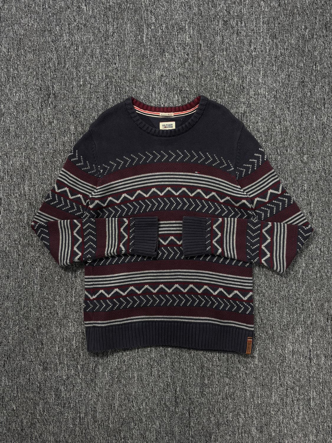 타미힐피거 셰브론 패턴 니트 스웨터 상품이미지2