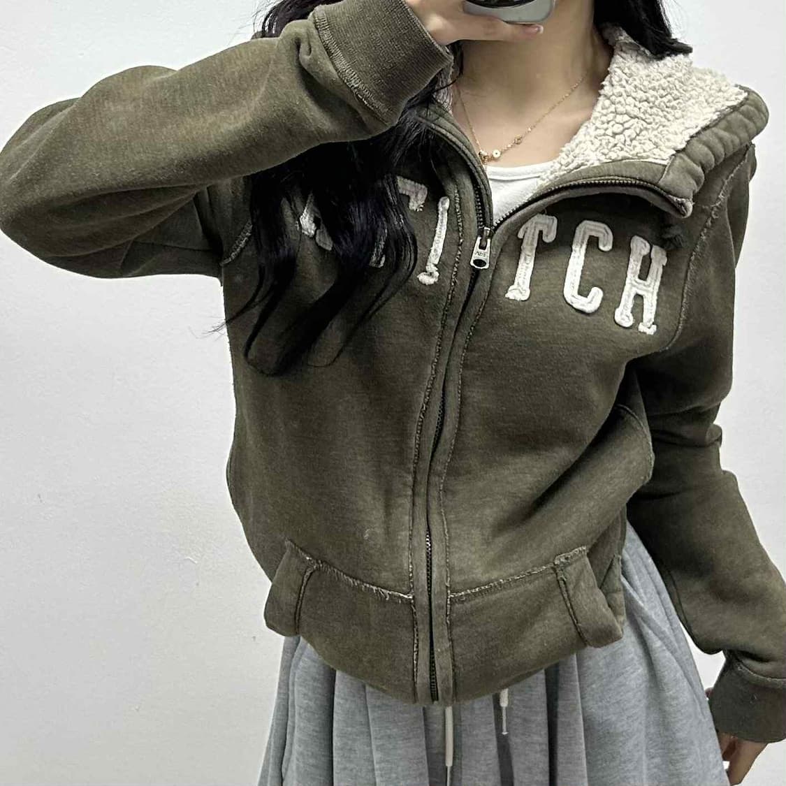 아베크롬비 y2k 울프죠 카키 양털 대장급 후드집업 희귀져지(M) 상품이미지1