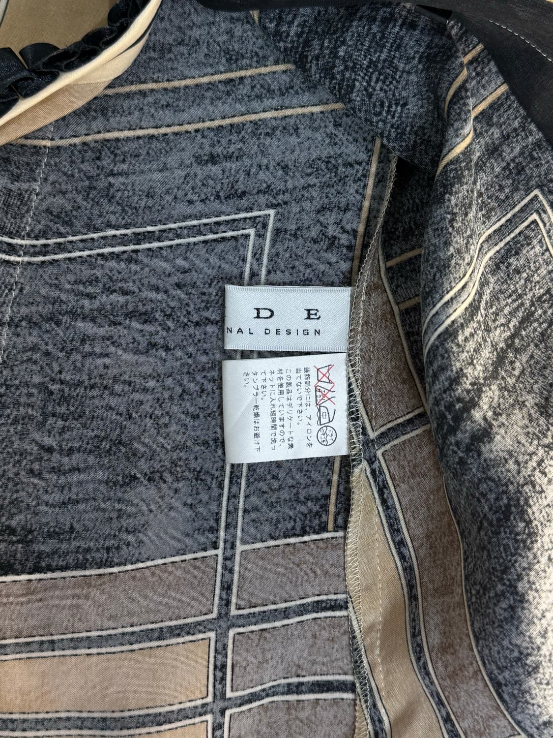 Pride 시스루 벨벳 블라우스 상품이미지10