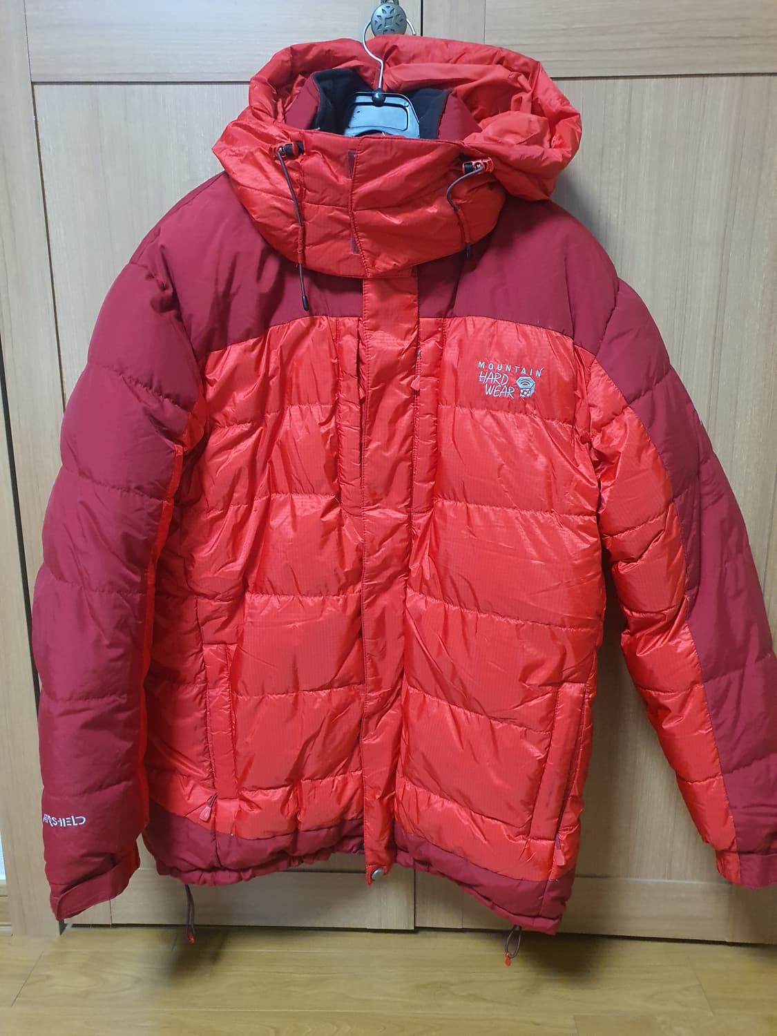 마운틴 하드웨어 대장급 구스다운 패딩 M사이즈 상품이미지1
