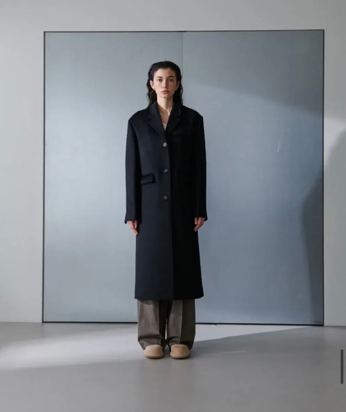 오데스 블랙 울 싱글코트 상품이미지2