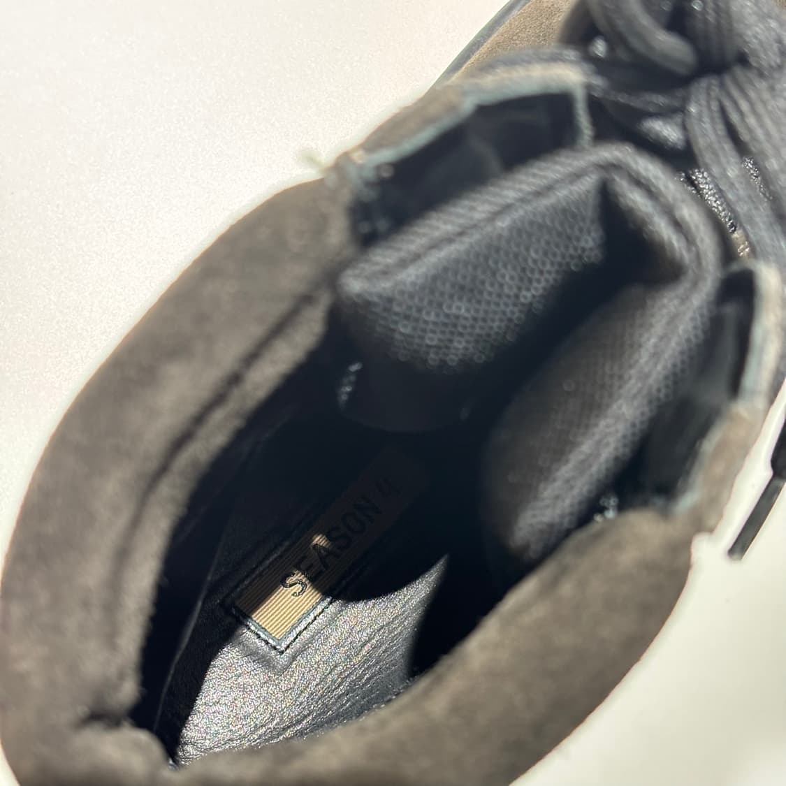 44) 이지 시즌4 부츠 상품이미지5