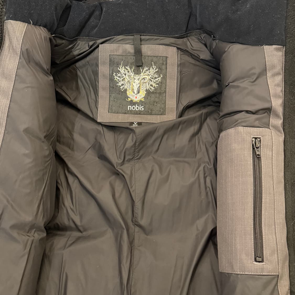 노비스 메리데스 다운패딩 M 상품이미지7