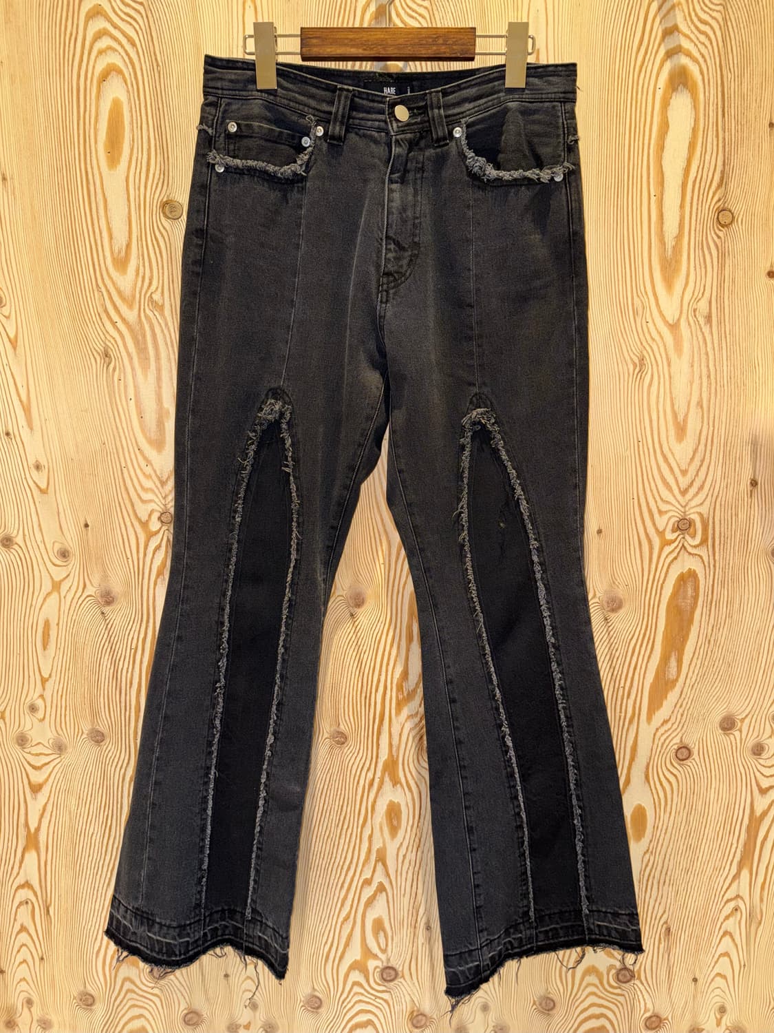 하레 프론트 컷오프 부츠컷 데님 팬츠 상품이미지1