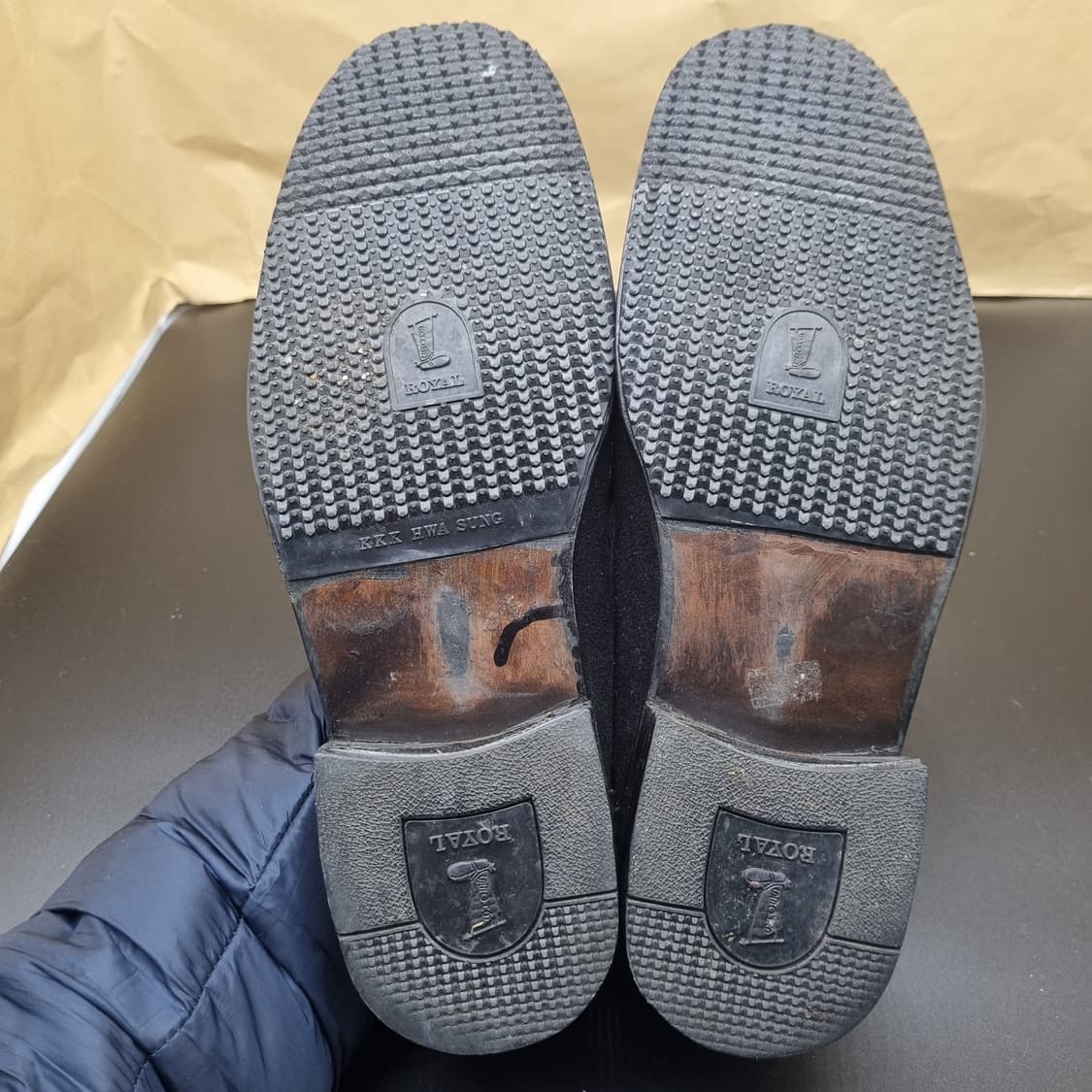 페라가모 스웨이드 남성로퍼275 상품이미지2