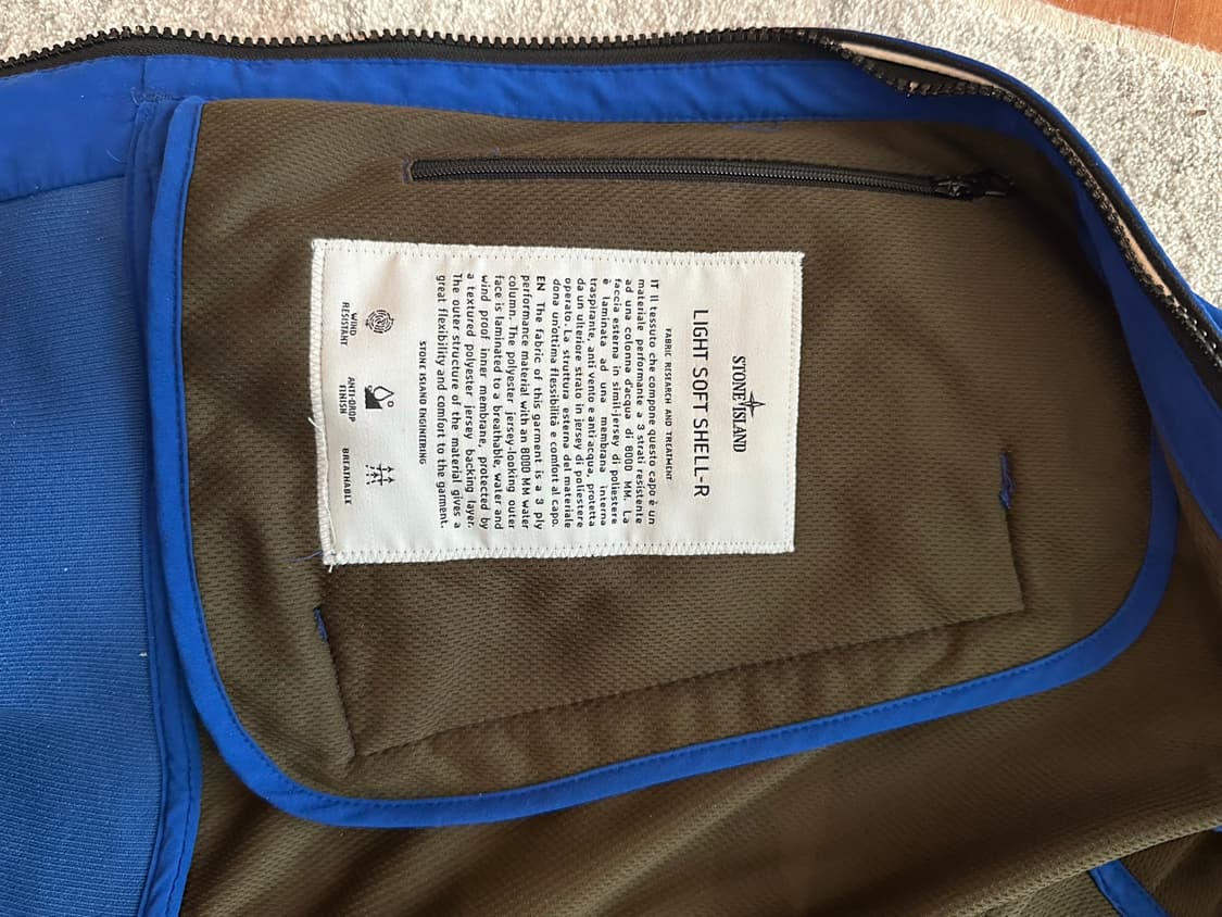 스톤아일랜드 소프트쉘 상품이미지6