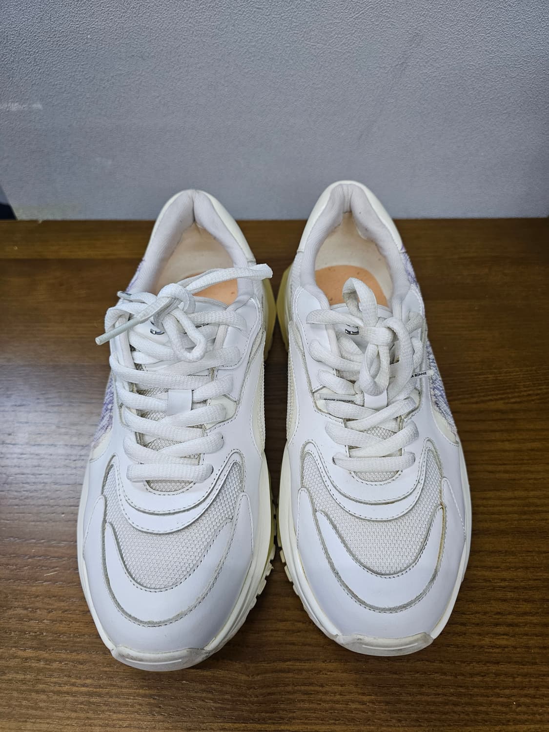 슈콤마보니 베이직 윙스 스니커즈 상품이미지3