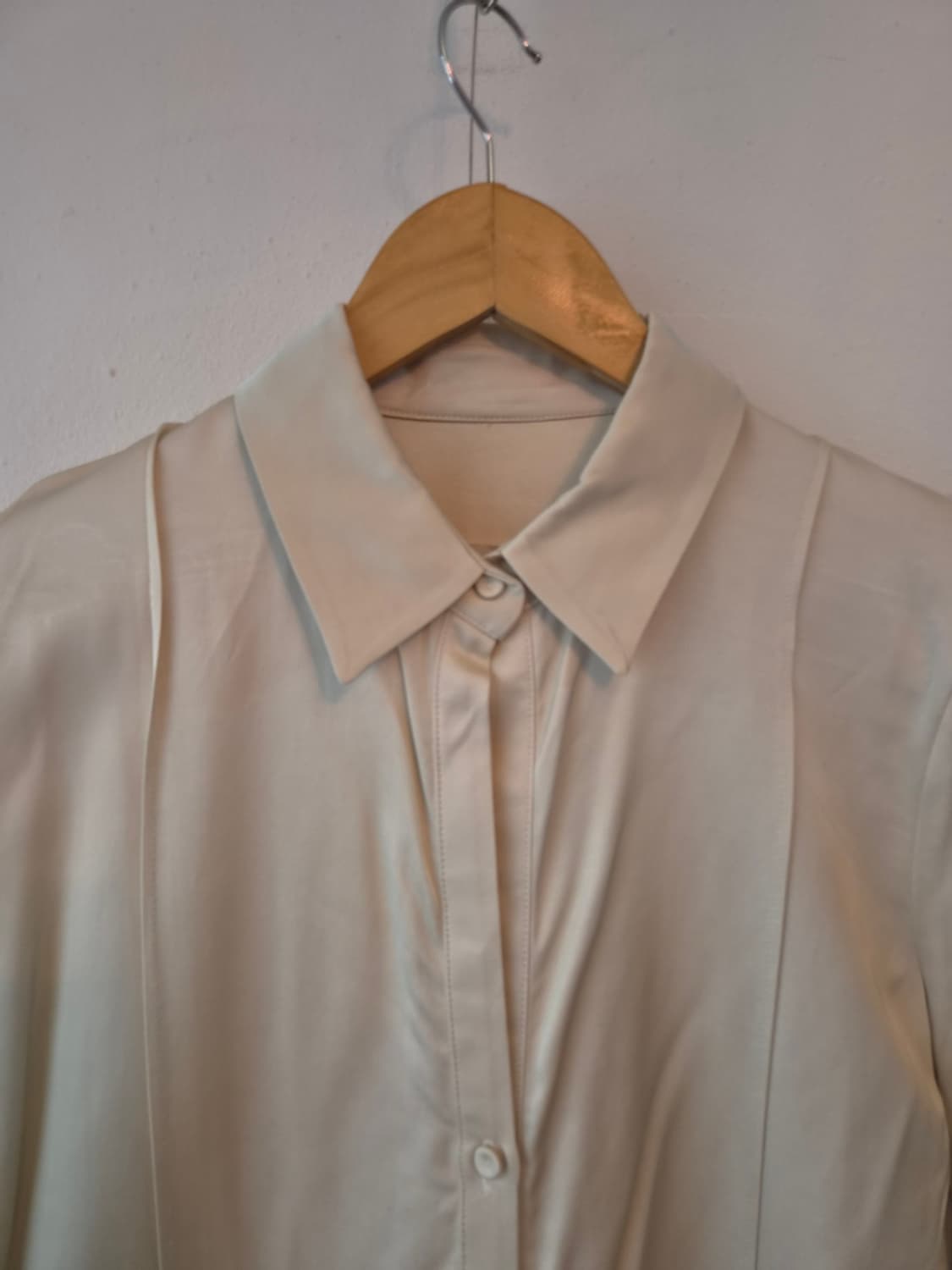 새제품)RENEJ 여성 실크긴팔블라우스 상품이미지1