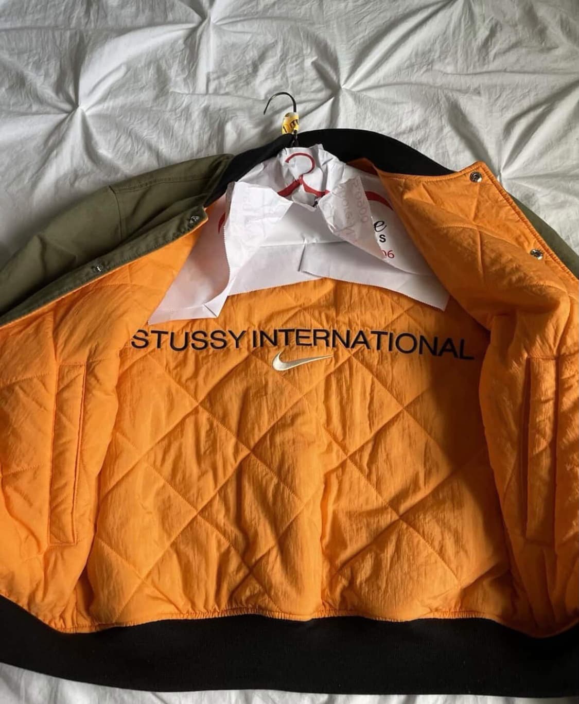 나이키 스투리 리버시블 봄버 올리브 상품이미지3