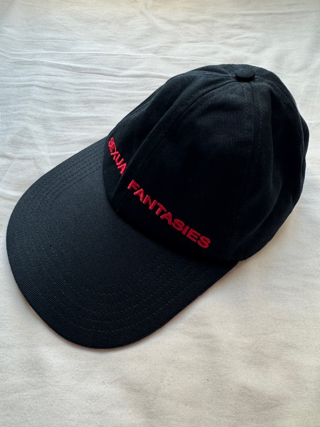 베트멍 섹슈얼 판타지 볼캡  VETEMENTS 모자 블랙  상품이미지2