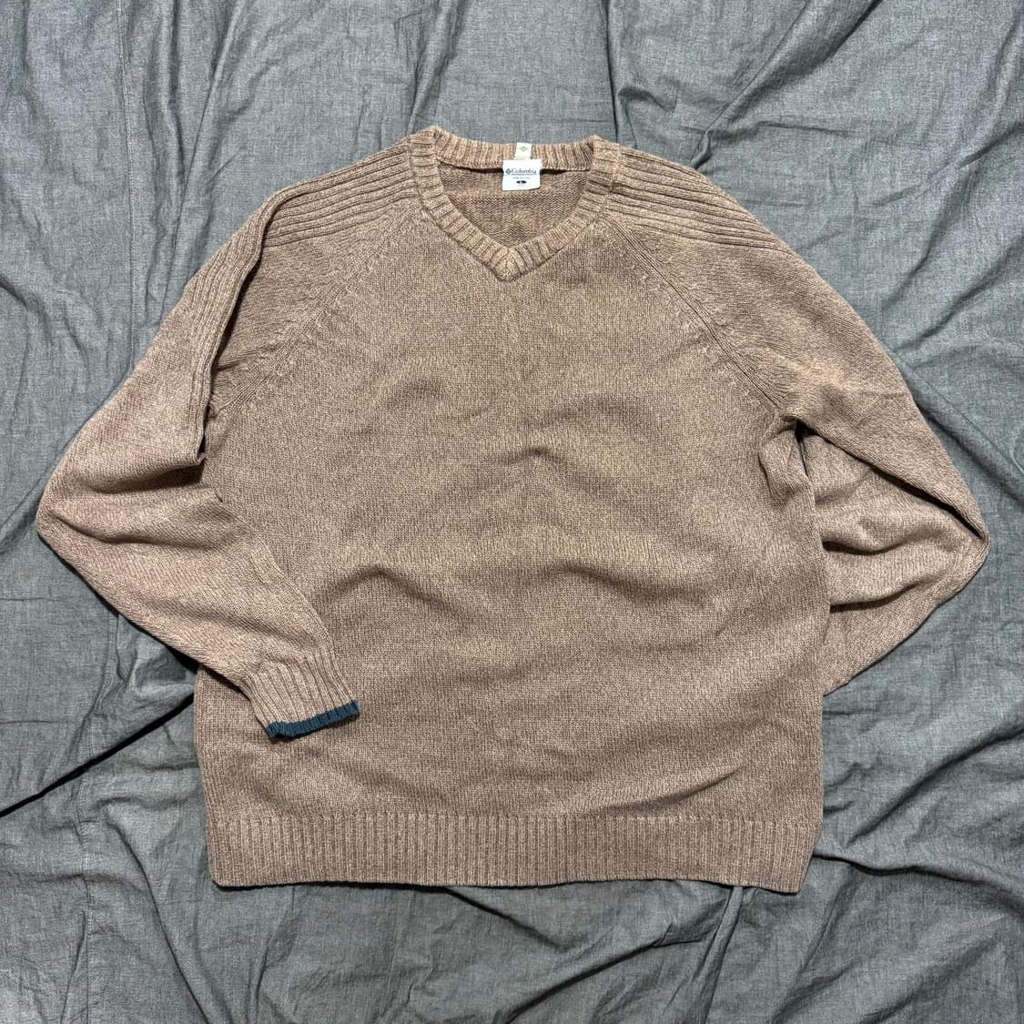 Long Sleeve Knit Sweater 상품이미지1