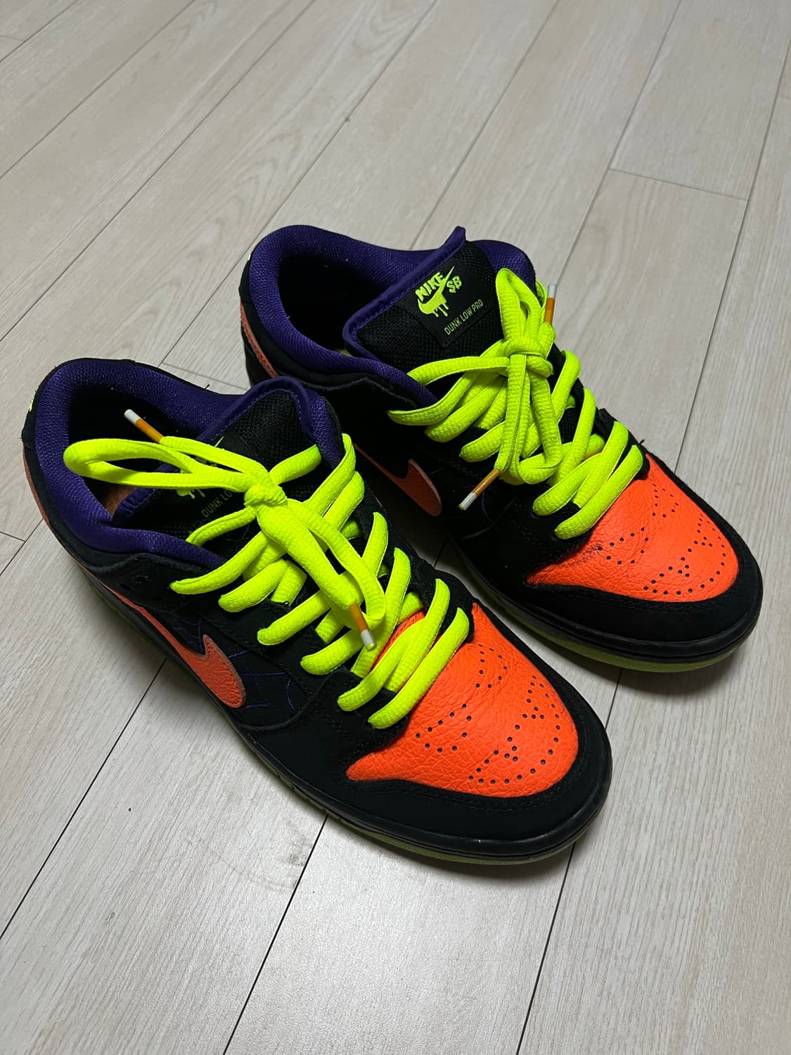 나이키 SB 덩크 로우 프로 할로윈 블랙 오렌지 260사이즈 상품이미지3