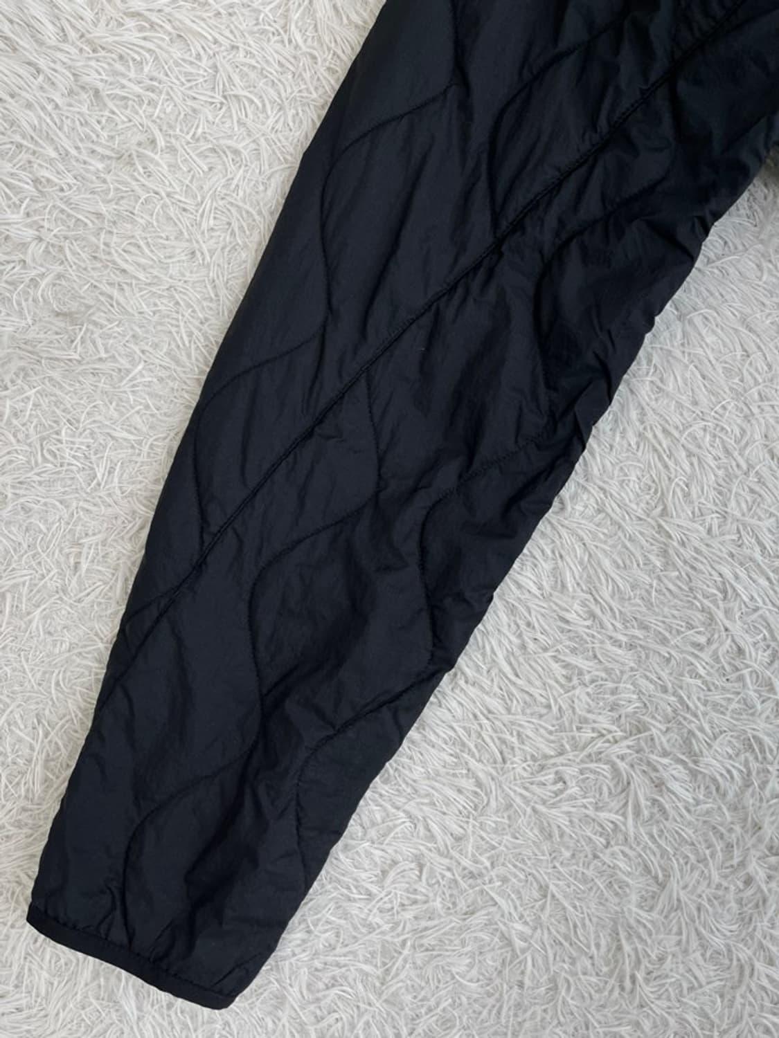 유니클로X화이트마운티니어링 경량 패딩/#3239 상품이미지2