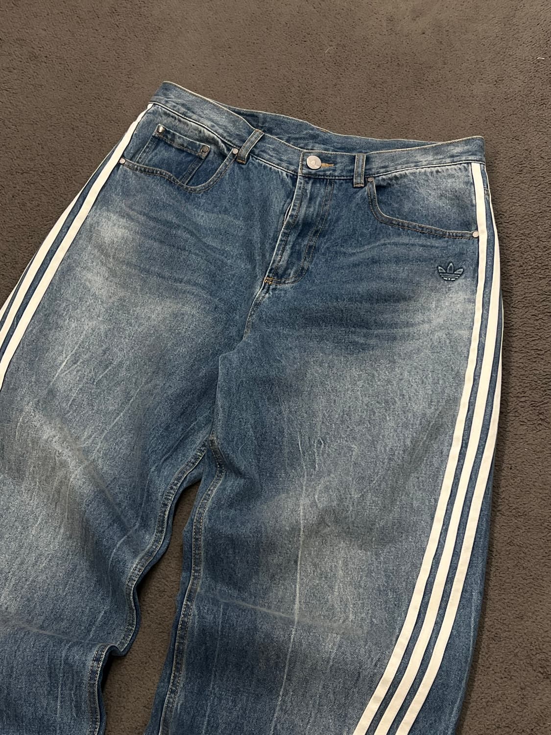 아디다스 아딜레늄 와이드 팬츠 처분  상품이미지2