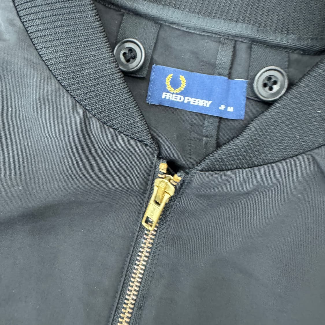 M 프레드페리 일본판 블랙 피쉬테일 봄버 자켓 상품이미지4