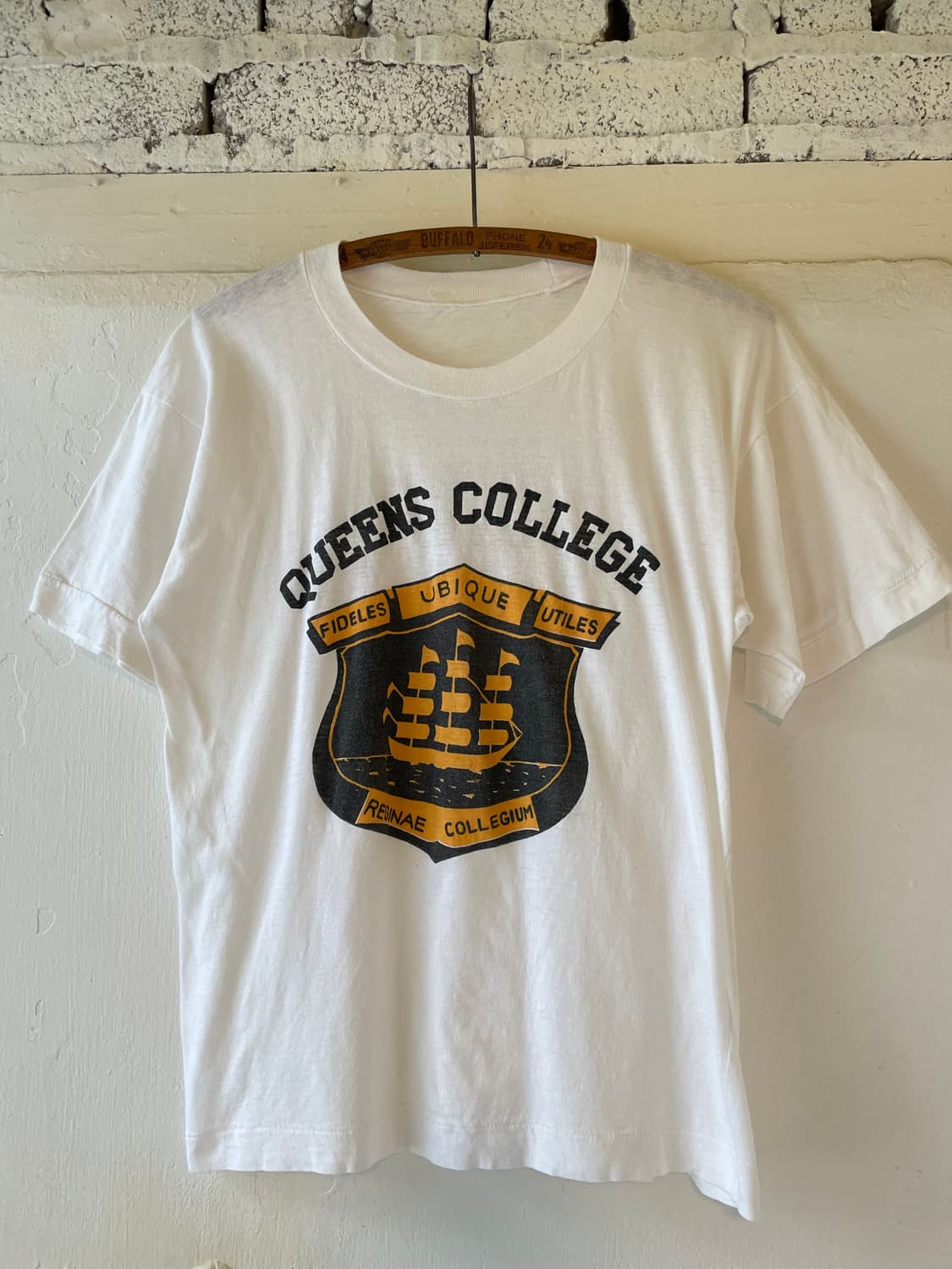 1980-90's Vintage Queens College T-shirt 상품이미지1