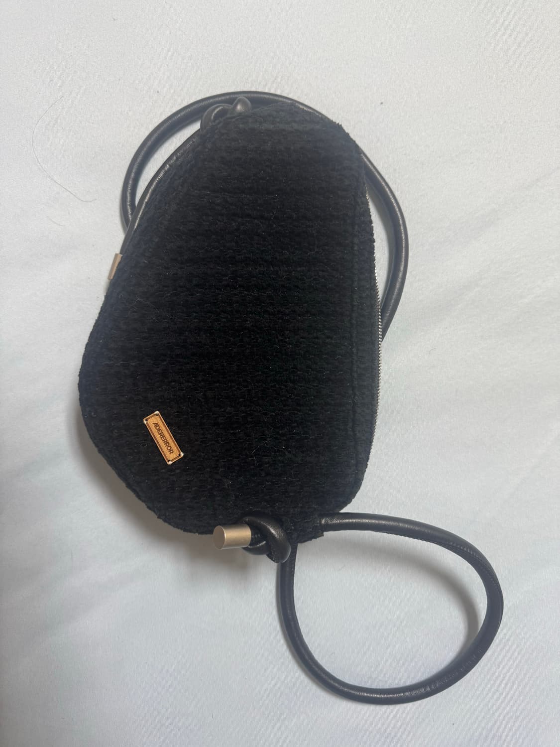 아더에러 라운드 토트백 상품이미지2