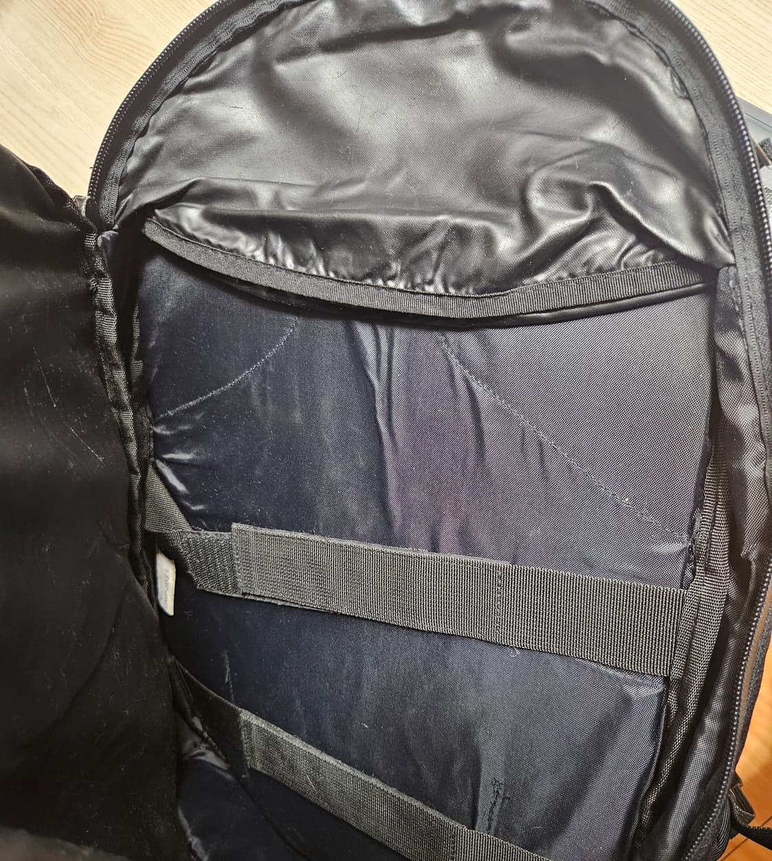 Columbia 컬럼비아 블랙 백팩 가방 등산 상품이미지8