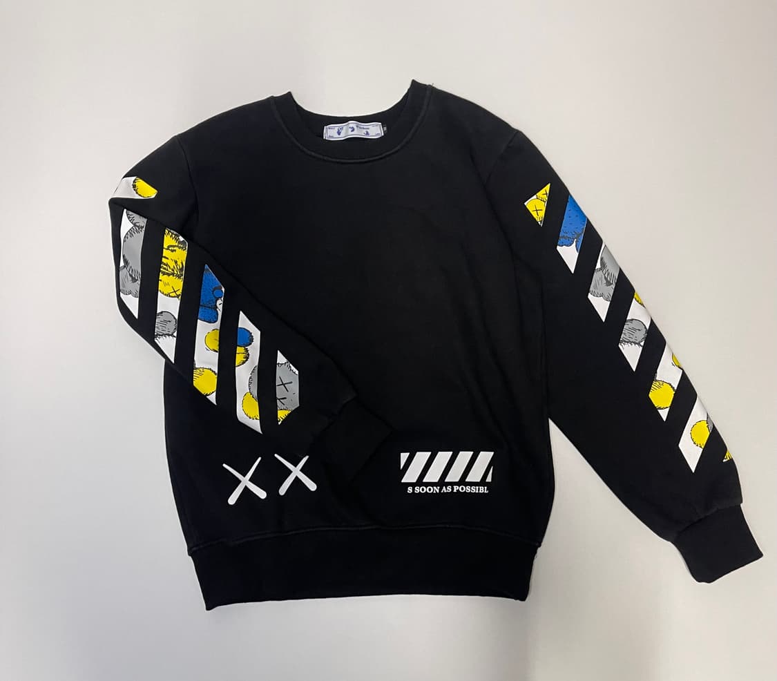 오프화이트 X 카우스 콜라보 맨투맨 M 상품이미지3