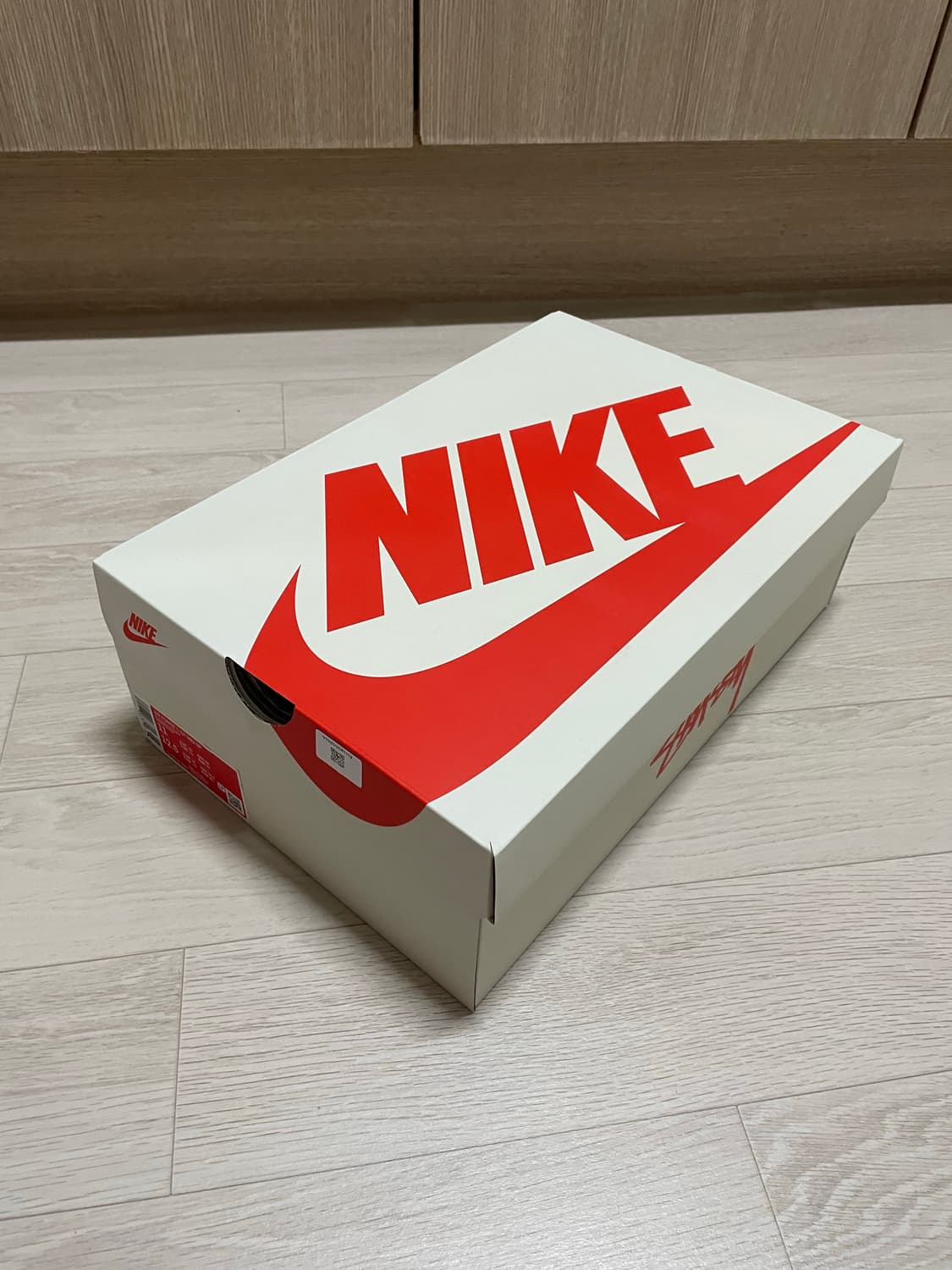 나이키 스투시 흑뱀 포스 미드 상품이미지3