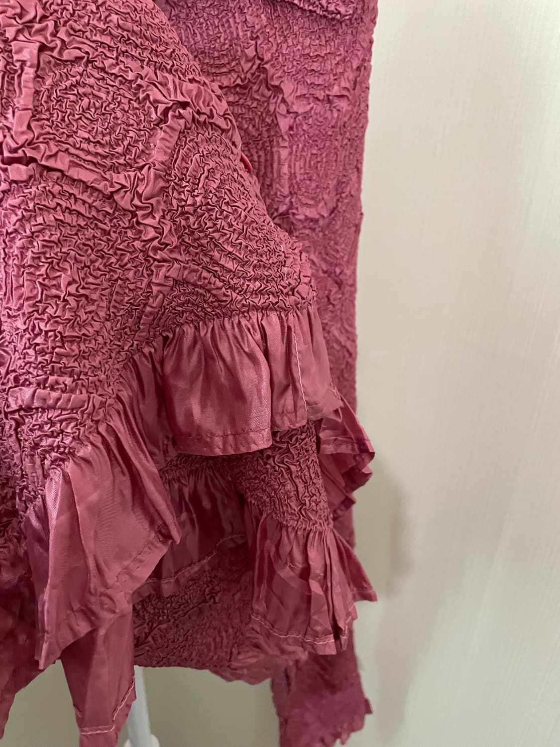 링클 프릴 핑크 블라우스 상품이미지2