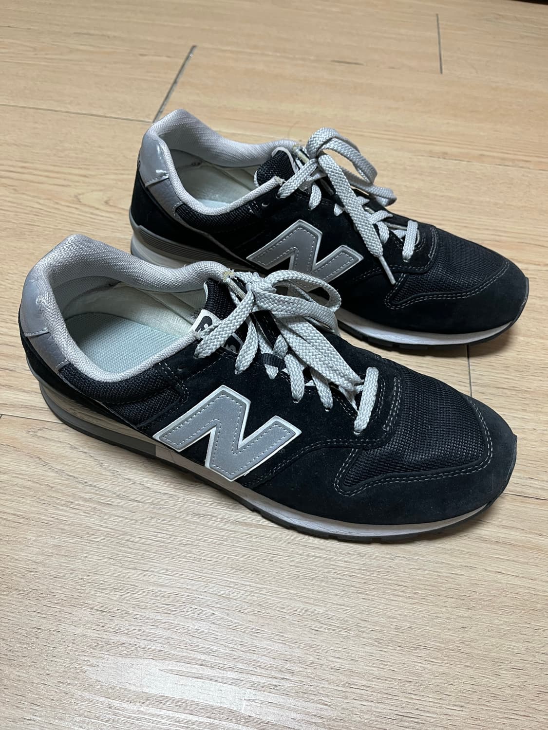 뉴발란스 996 블랙 상품이미지1