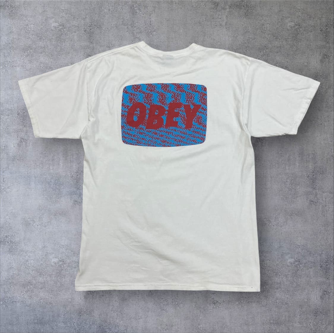 오베이 프린팅 빅로고 화이트 반팔티 상품이미지1