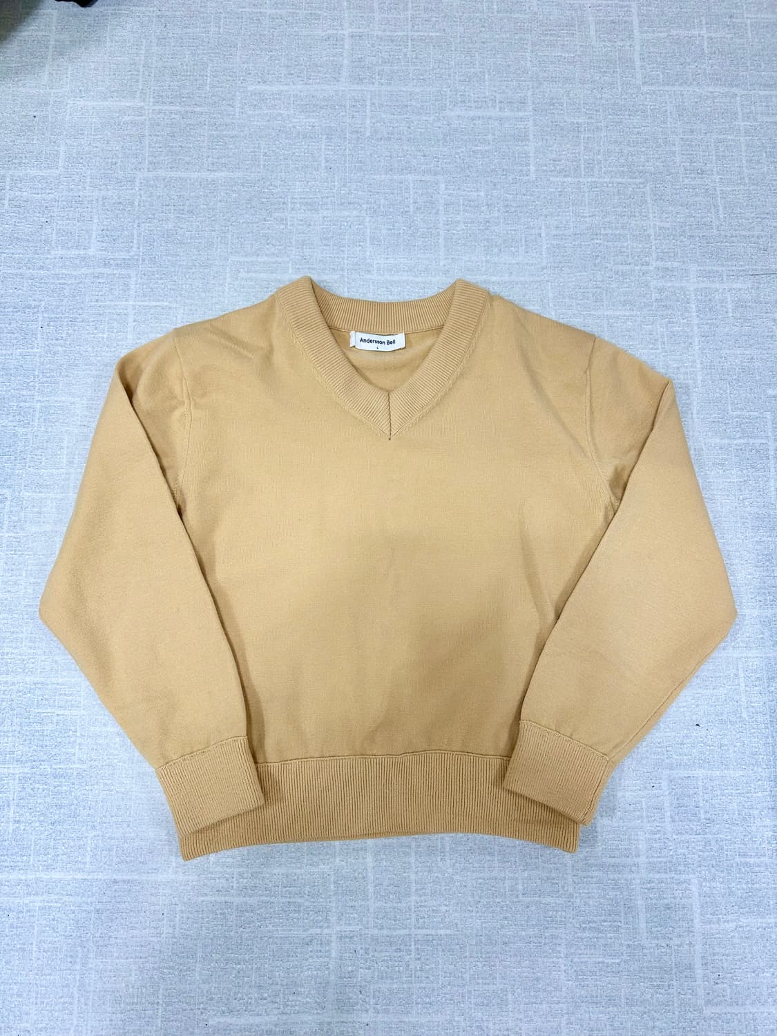 앤더슨벨 울혼방 니트 상품이미지2