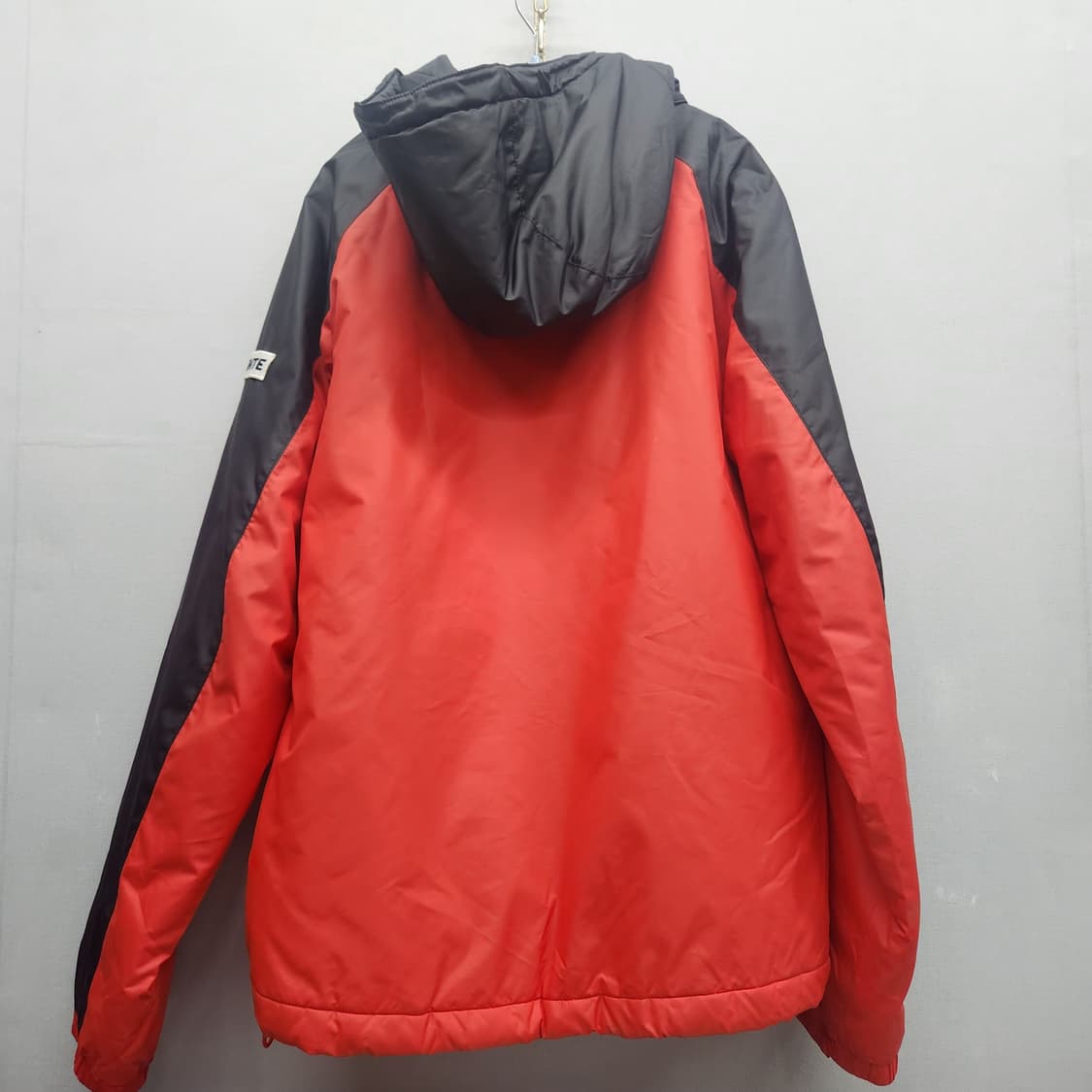 데상트 로고와펜 스트링 바람막이 점퍼 L(L~XL) 상품이미지6