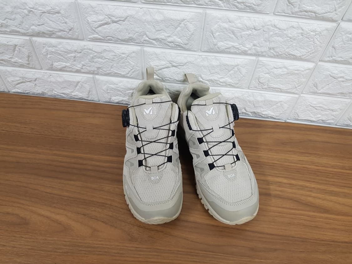 밀레 트레킹화 235 (등산화) 상품이미지1