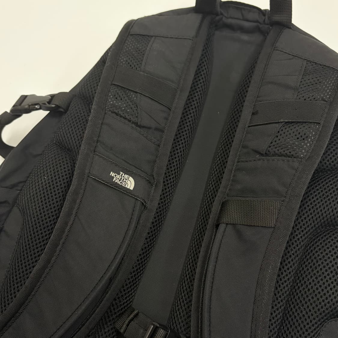 노스페이스 핫샷 블랙 백팩 상품이미지10