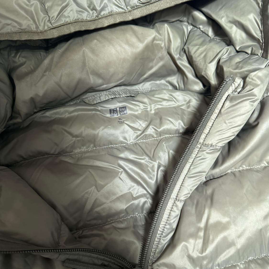 유니클로 울트라라이트 다운 경량패딩 XL사이즈 상품이미지2