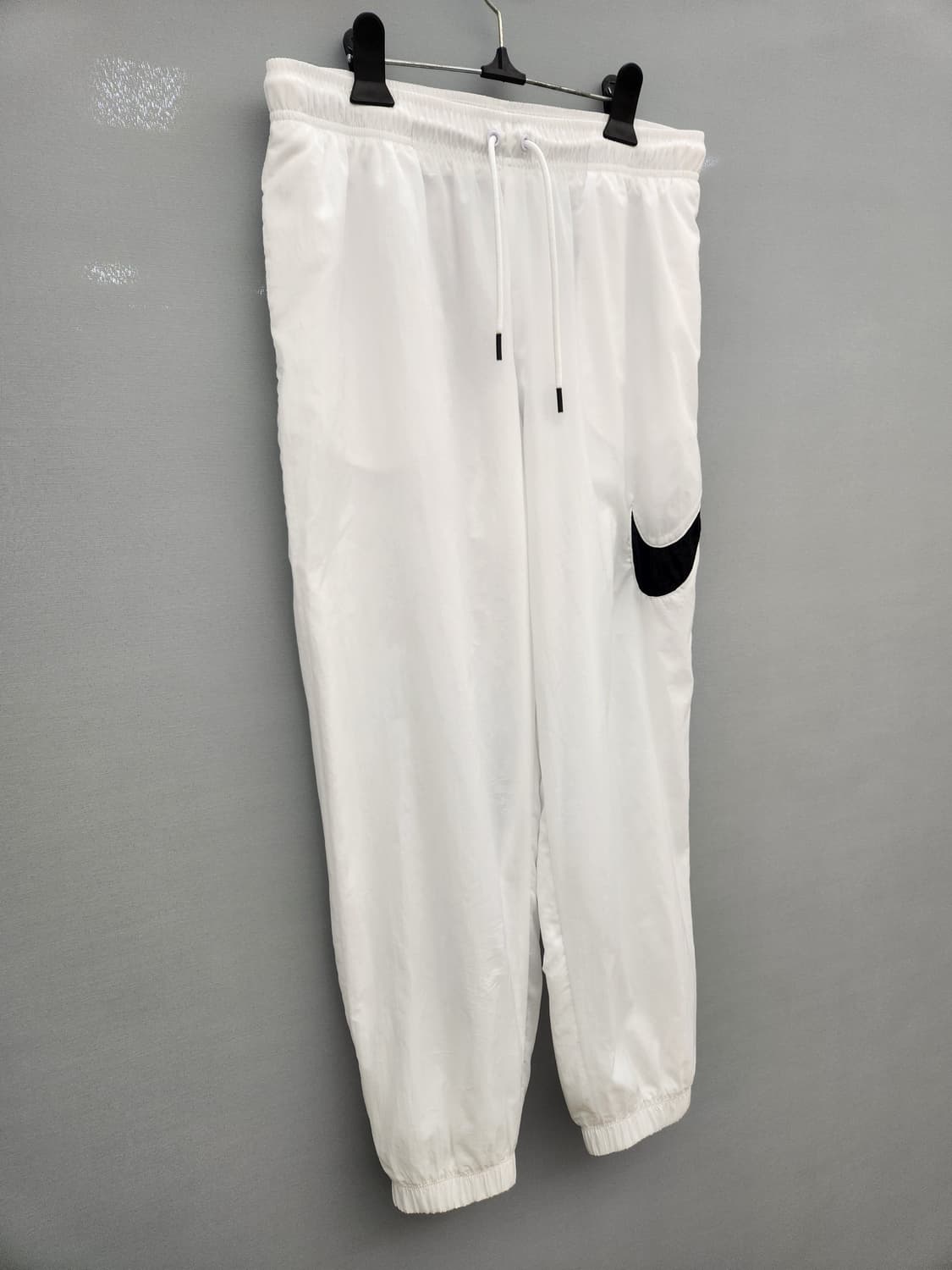 나이키 스우시 화이트 우븐팬츠 상품이미지2